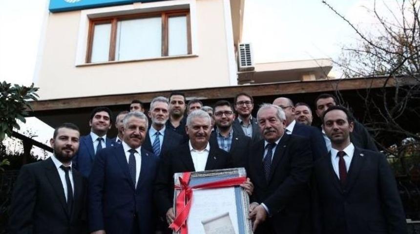 Başbakan Yıldırım&rsquo;dan Gemi M&uuml;hendisleri Odası&rsquo;na Ziyaret