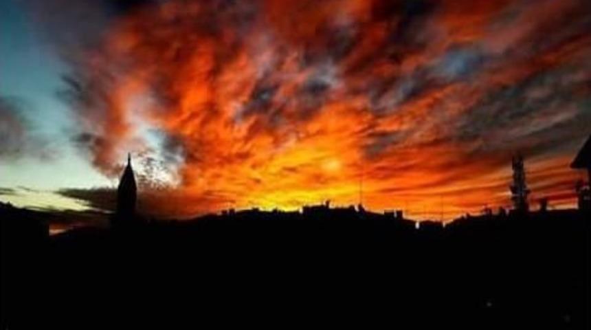 Niğde&rsquo;de Hayranlık Uyandıran G&uuml;n Batımı