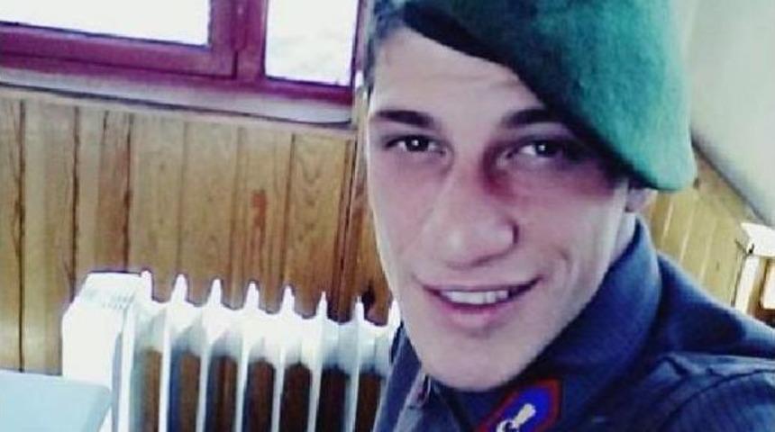 N&ouml;bette Vurulmuş Bulunan Asker &Ouml;ld&uuml;