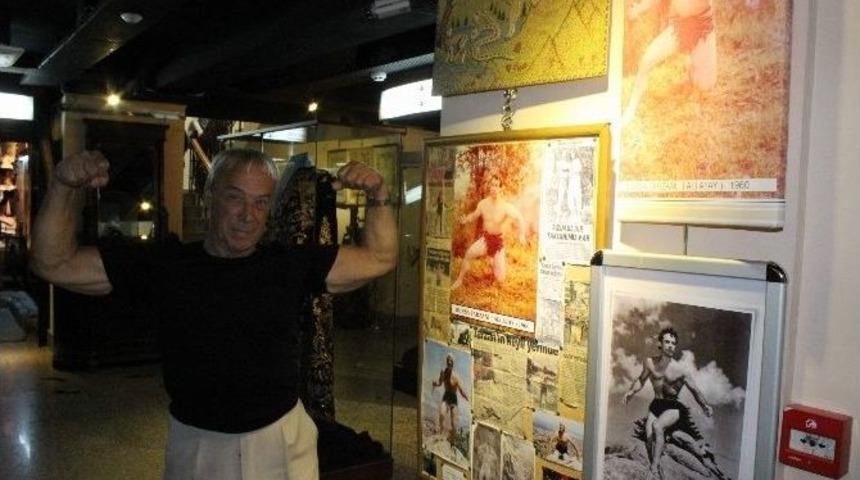 Tarzan Ormandan İndi, M&uuml;zeye Yerleşti