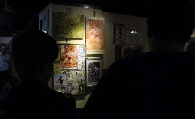 Tarzan Ormandan İndi, M&uuml;zeye Yerleşti 1