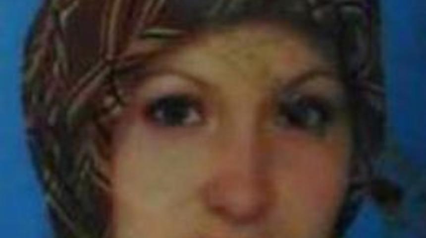 Balkonda Kendini Astı