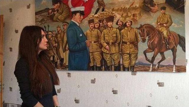 Azeri Ressam Mehdizade'nin Atatürk Hayranlığı