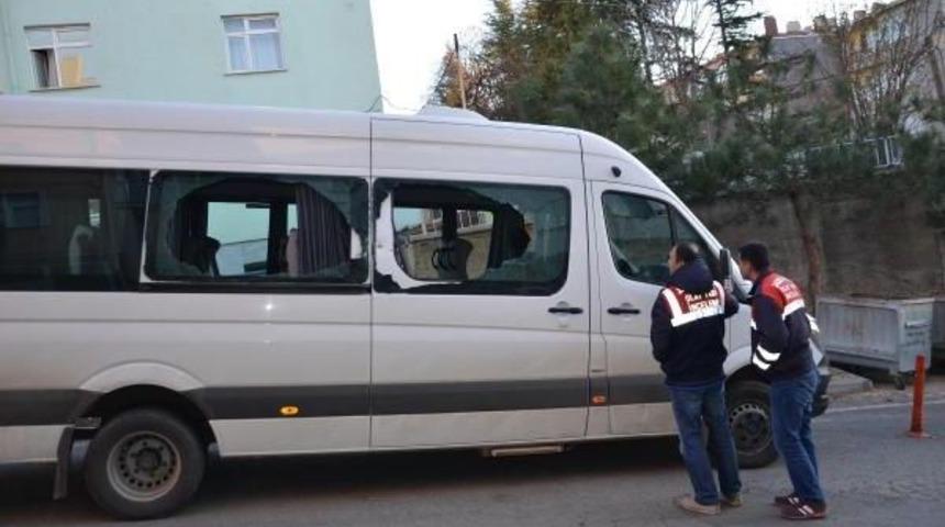 Malkara'da Servis Minib&uuml;s&uuml;ne T&uuml;fekli Saldırı