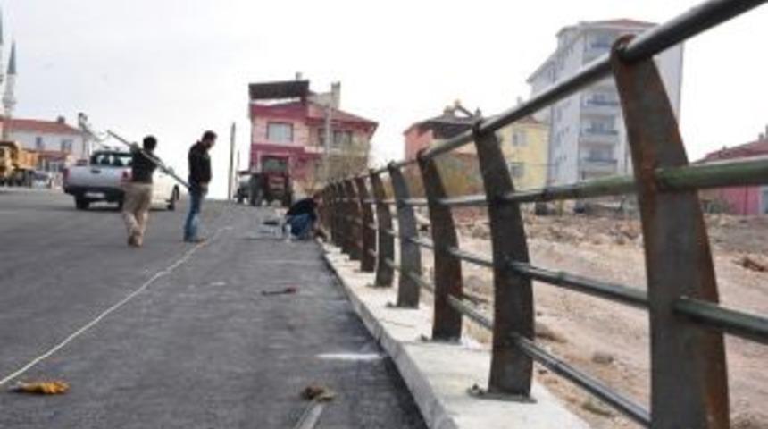 Karaman&rsquo;da K&ouml;pr&uuml; &Ccedil;alışmalarında Son Aşamaya Ge&ccedil;ildi