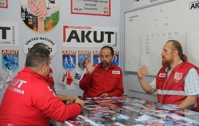 Akut&rsquo;ta Nasuh Mahruki D&ouml;nemi Sona Eriyor 2