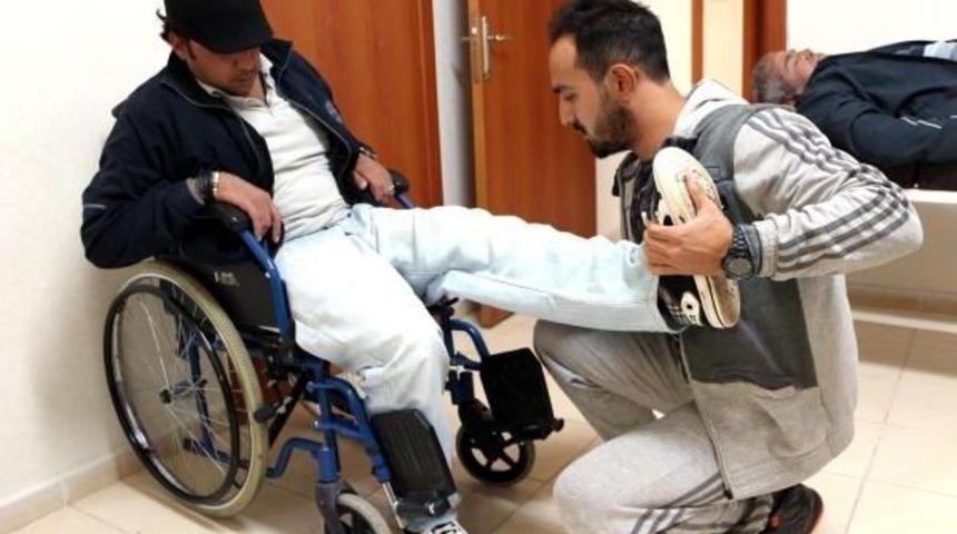 Uyuşturucudan Y&uuml;r&uuml;yemeyen Gen&ccedil; Iyileşti