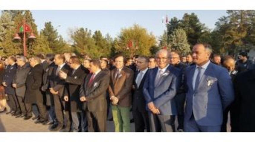 Gazi Mustafa Kemal Atat&uuml;rk T&uuml;rkmenistan&rsquo;da Anıldı