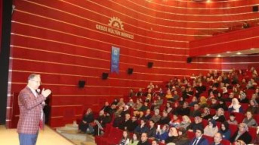 Prof. Dr. Mustafa Karataş Gebze’ye Geliyor