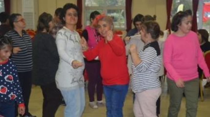 Kartepe Belediyesi&rsquo;nden &Ouml;zel &Ouml;ğrencilere Eğlence