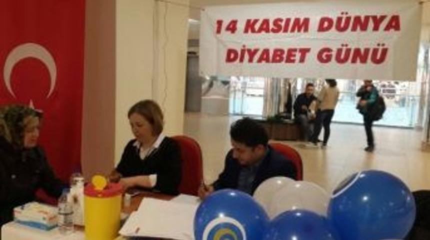 &Uuml;cretsiz Kan Şekeri &Ouml;l&ccedil;&uuml;m&uuml; Yapıldı