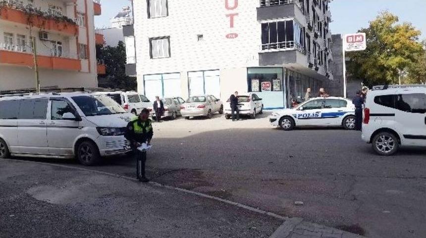 Midib&uuml;s İle Bisiklet &Ccedil;arpıştı: 1 Yaralı