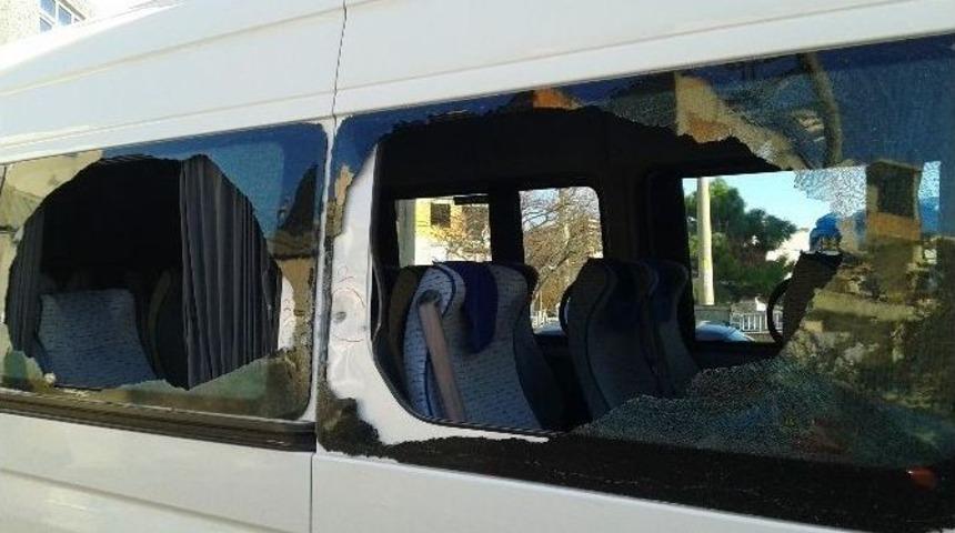 Tekirdağ&rsquo;da Servis Minib&uuml;s&uuml; Tarandı: 1 Yaralı