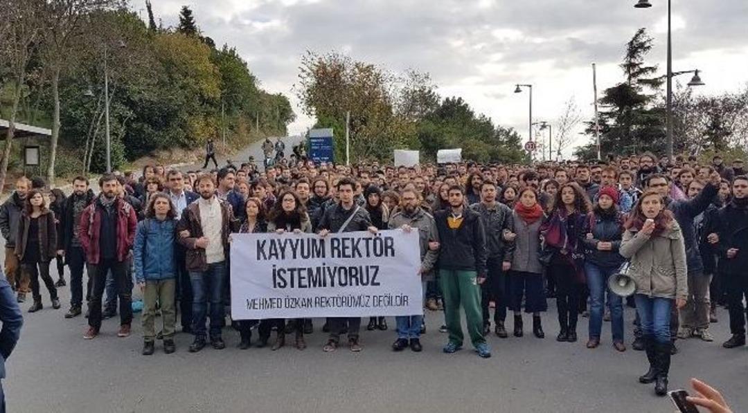 Boğazi&ccedil;i &Uuml;niversitesi&rsquo;nde Rekt&ouml;r Protestosuna Polis M&uuml;dahalesi