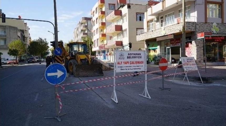 Adıyaman Belediyesi Alt Yapı &Ccedil;alışmalarına Devam Ediyor