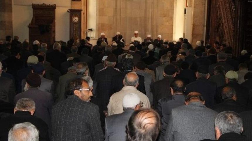 Malatya&rsquo;da Şehit Kaymakam Safit&uuml;rk, İ&ccedil;in Mevlit Okutuldu