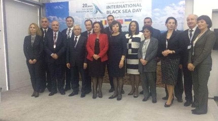 &rsquo;uluslararası Karadeniz G&uuml;n&uuml;&rsquo; Bulgaristan&rsquo;da Kutlandı