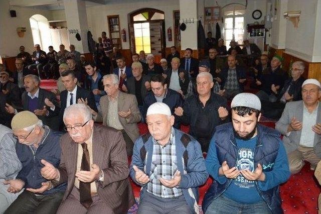 Edremit’te Şehit Kaymakam Safitürk İçin Mevlid-i Şerif Okutuldu