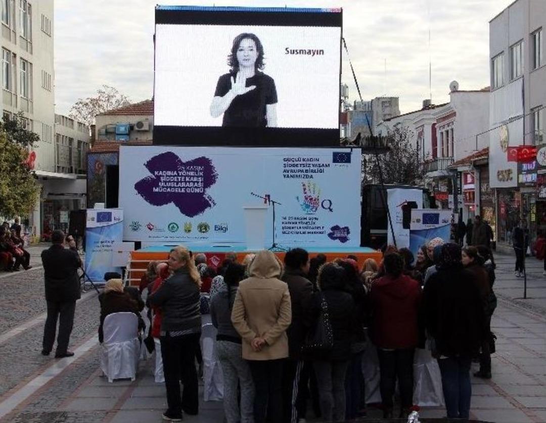 Kadına Karşı Şiddetle M&uuml;cadele Gezici Bilgi Merkezi Tır&rsquo;ı Yola &Ccedil;ıktı