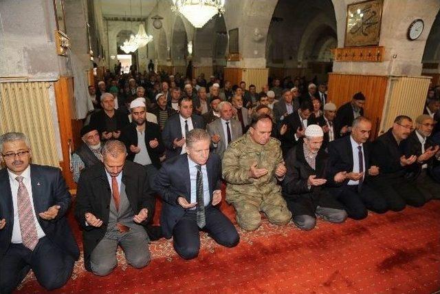 Şehit Kaymakam Safit&uuml;rk İ&ccedil;in Mevlit Okutuldu 1