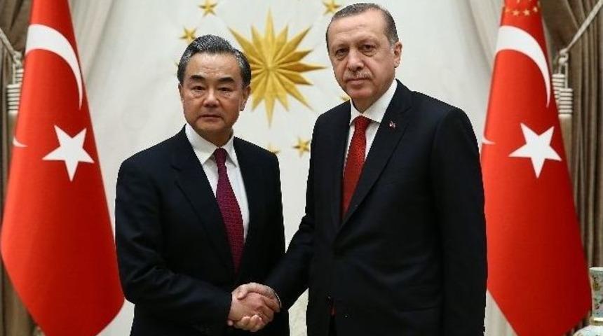 Cumhurbaşkanı Erdoğan, &Ccedil;in Halk Cumhuriyeti Dışişleri Bakanını Kabul Etti