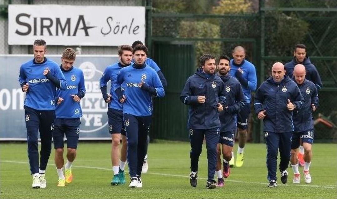 Fenerbah&ccedil;e, Galatasaray Ma&ccedil;ı Hazırlıklarına Başladı
