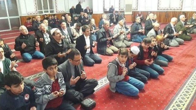 Ala&ccedil;am&rsquo;da Şehitler İ&ccedil;in Mevlit 1