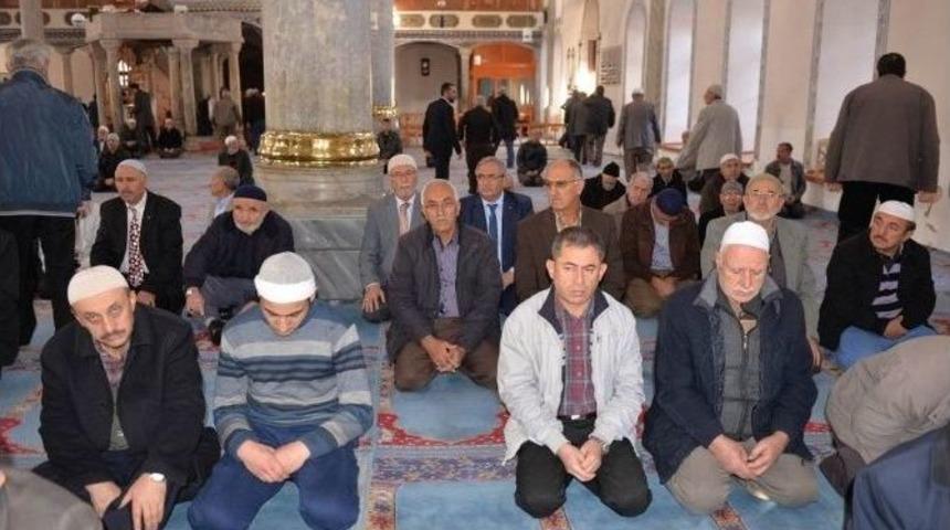 Şehit Kaymakam Safit&uuml;rk İ&ccedil;in K&uuml;tahya&rsquo;da Mevlit Okutuldu
