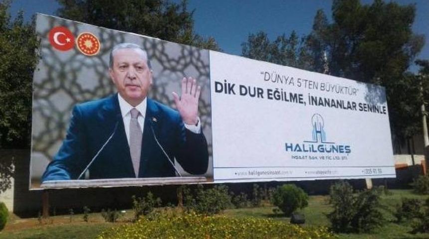 Erdoğan'lı Billboard Reklamı Yapan M&uuml;teahhit Fet&ouml;&rsquo;Den Tutuklandı