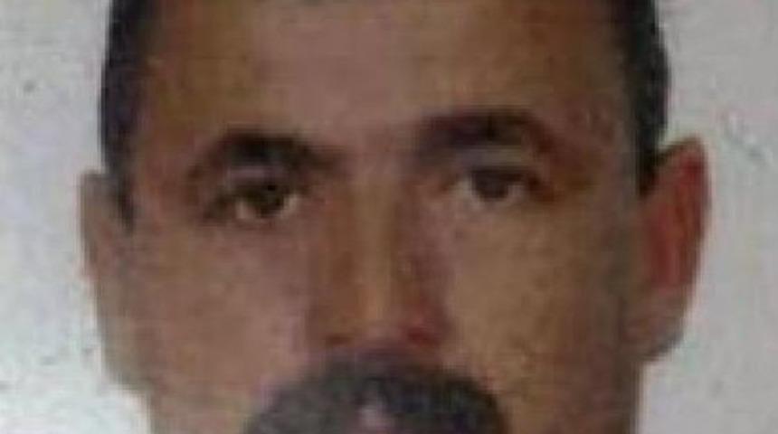 Durakta Kurşun Yağmuruna Tutularak &Ouml;ld&uuml;r&uuml;ld&uuml;