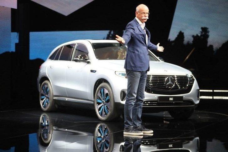 Mercedes-Benz yüzde yüz elektrikli modeli EQC'yi tanıttı  G2