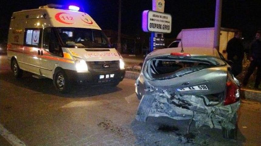 Aksaray&rsquo;da Trafik Kazası: 2 Yaralı