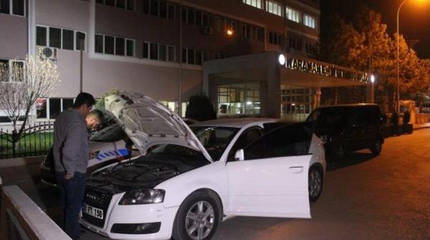 Bomba Ihbari Yapılan Ara&ccedil;ta Tabanca Bulundu