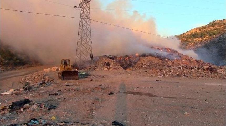 Bodrum&rsquo;da &Ccedil;&ouml;pl&uuml;k Yangını