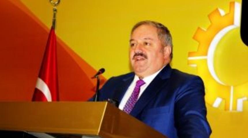 Kayseri Organize Sanayi B&ouml;lgesi Y&ouml;netim Kurulu Başkanı Tahir Nursa&ccedil;an:
