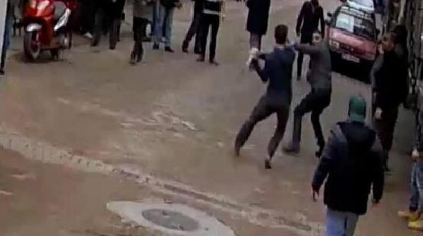 Bartın'ta Bı&ccedil;aklı, Demirli Kavga: 1 Yaralı