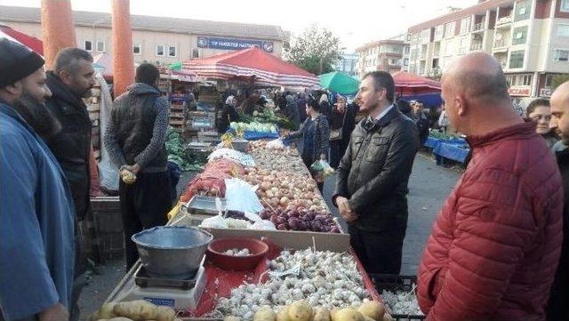 Başkan Altınok’dan Pazar Esnafına Ziyaret