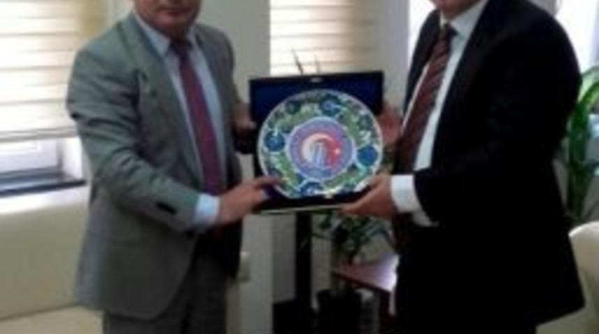 Rekt&ouml;r Acer&rsquo;den Emniyet M&uuml;d&uuml;r&uuml; Celal Sel&rsquo;e Ziyaret