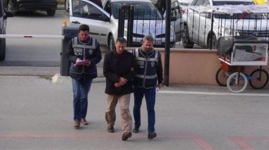 Edirne'de Fet&ouml;'n&uuml;n Memur 'abisi' Tutuklandı