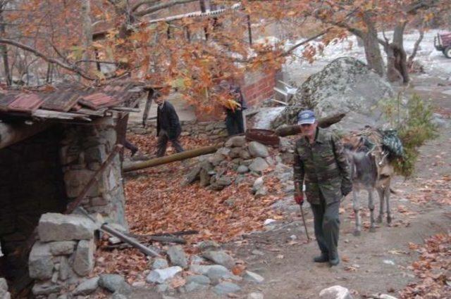 Tarihi Su Değirmenini Baba-Oğul Ayakta Tutuyor 2