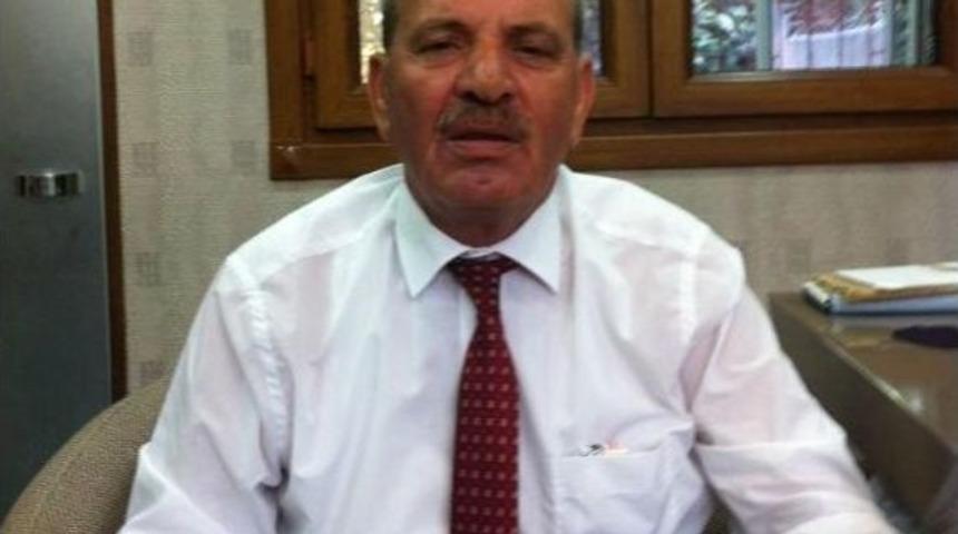 Eski Milletvekili Adayı Zincirleme Kazada Yaralandı