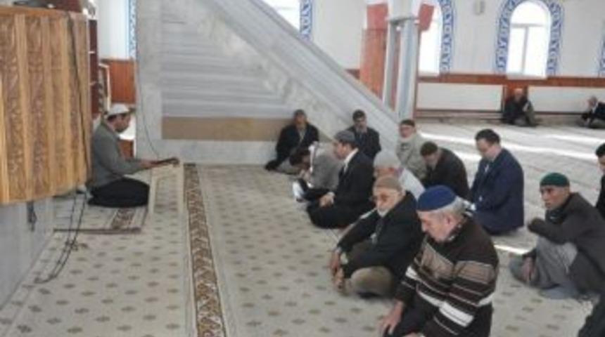 G&ouml;lbaşı&rsquo;nda Derik Kaymakamı İ&ccedil;in Mevlit Okutuldu