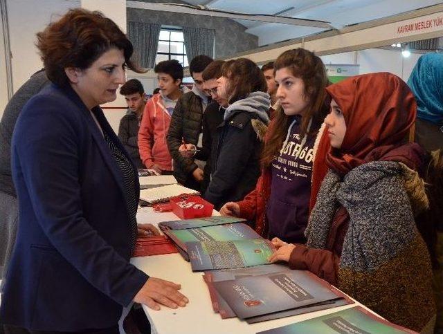 Nişantaşı Üniversitesi Londra Kampüsü’yle Gündemde