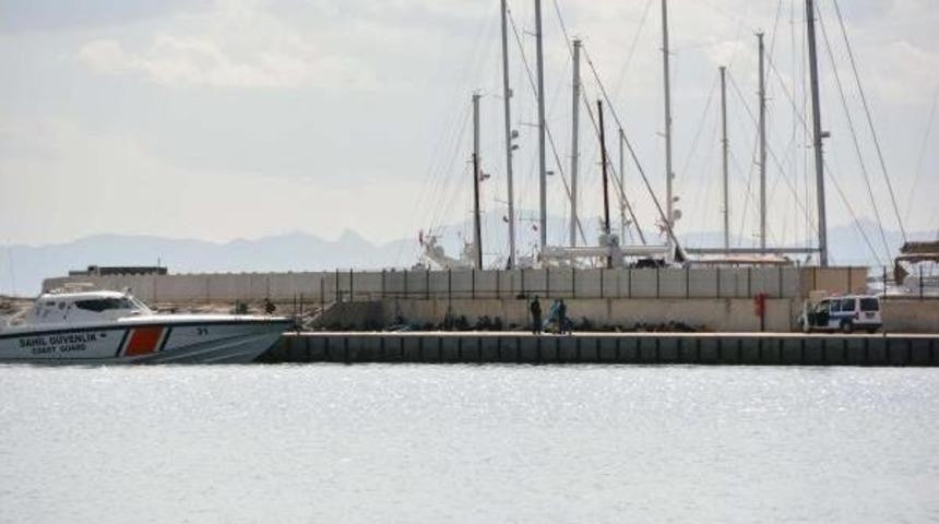 Didim A&ccedil;ıklarında 40 Suriyeli Yakalandı