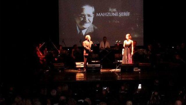 Aşık Mahzuni Notalarıyla Anıldı