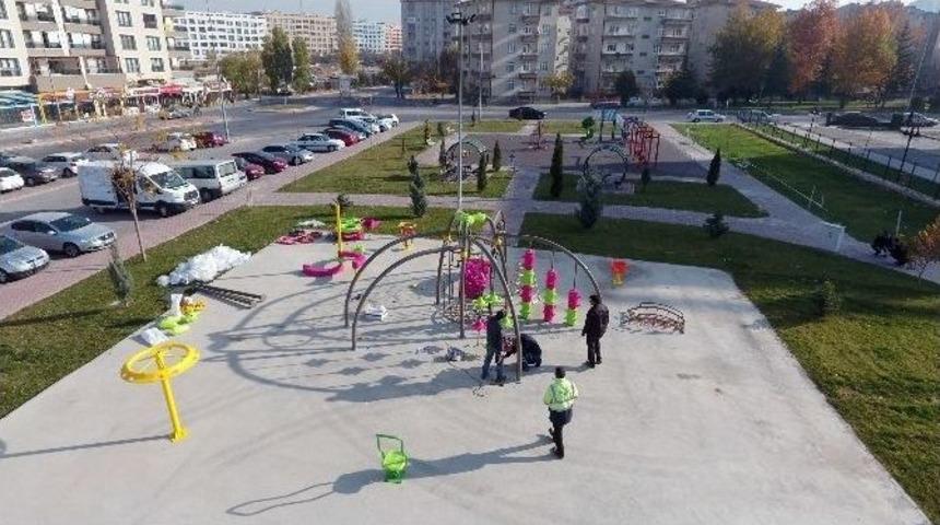 Talas&rsquo;ın Parklarına Yeni Nesil Oyun Grupları