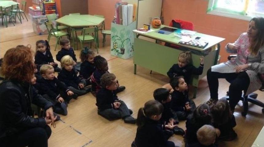 Fo&ccedil;a&rsquo;nın &Ouml;ğretmenleri Madrid&rsquo;teki Toplantıya Katıldı