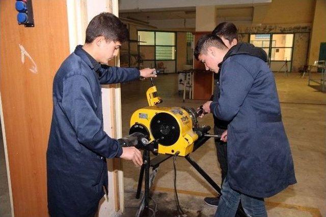 &Ouml;ğrencilere Y&uuml;zde 100 İş Garantili Eğitim 2