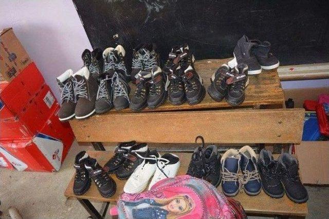 Üniversite Öğrencilerinin Topladığı Yardımlar Yerine Ulaştı 1