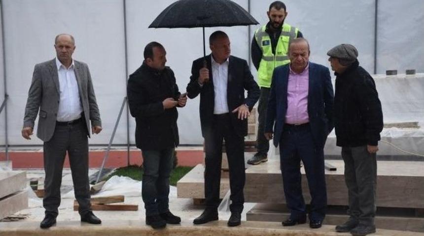 Başkan Konuralp &Ccedil;eşmesi &Ccedil;alışmalarını İnceledi